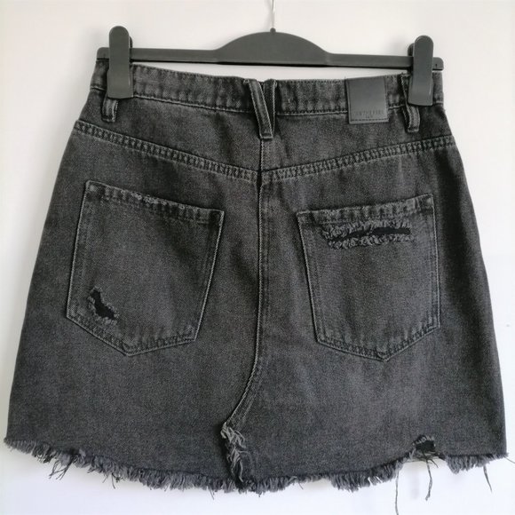 We The Free Free People Women's Faded Black Distressed Denim Skirt Size 31 New W - Picture 2 of 8